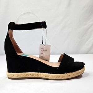 BCBGeneration Black Addie Espadrille Wedges Size 8